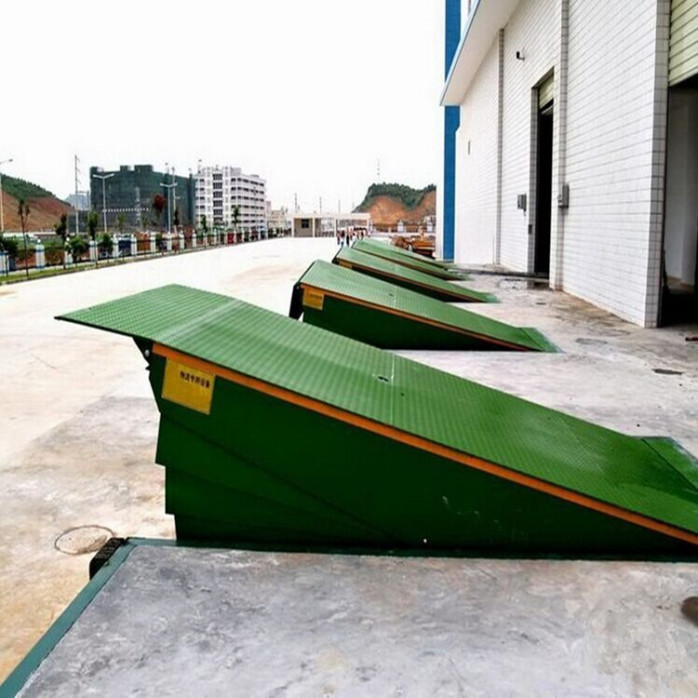 海南海口登車橋廠家